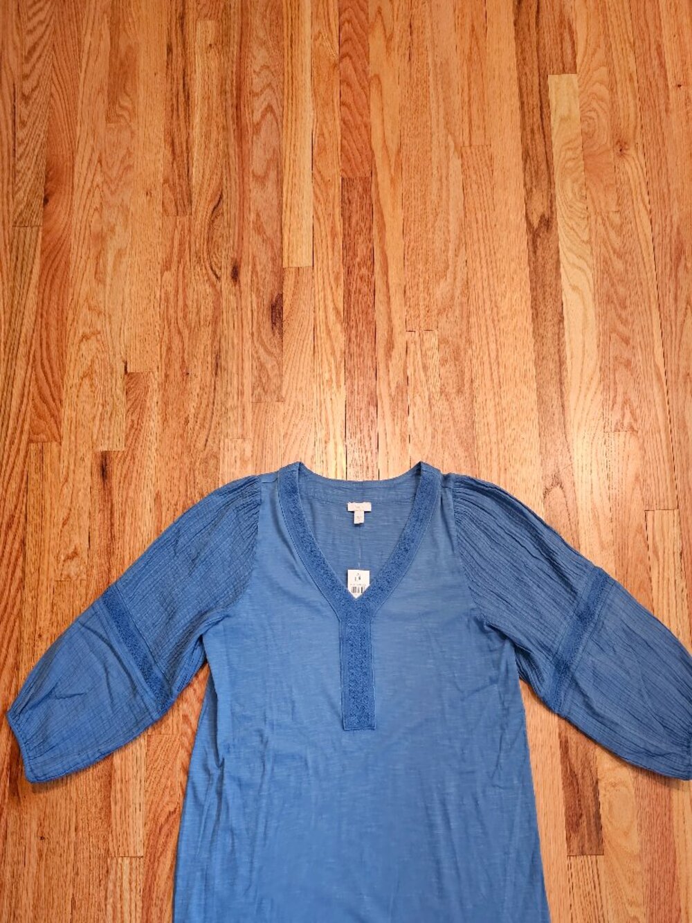 NWT . JILL Mixed Media Tunic Top